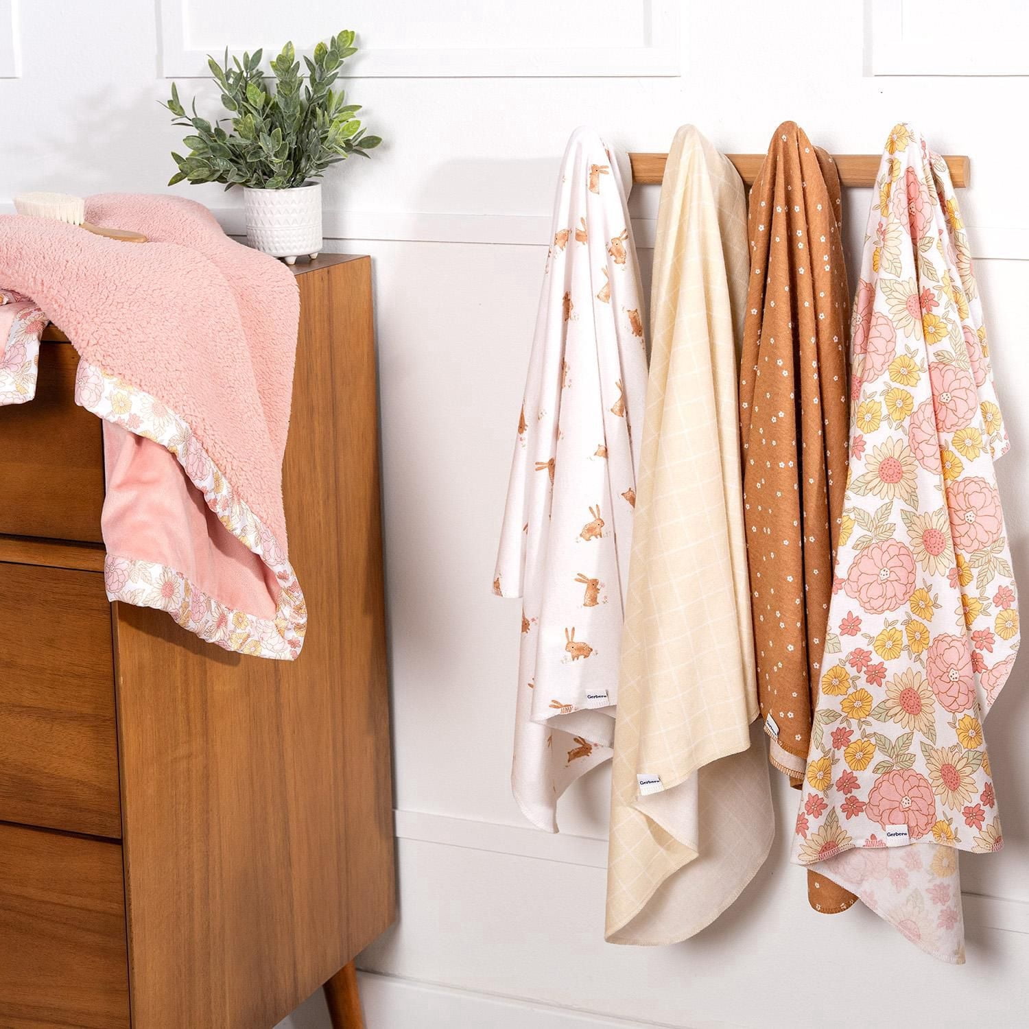 Gerber Childrenswear - Flannel Receiving Blanket