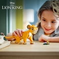 thumbnail image 4 of LEGO Disney Classic Bébé Simba le Roi Lion 43243 Ensemble de construction (222 pièces), 4 of 6