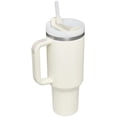 thumbnail image 2 of STANLEY Quencher H2.0 Gobelet FlowState 40oz Crème, 2 of 2