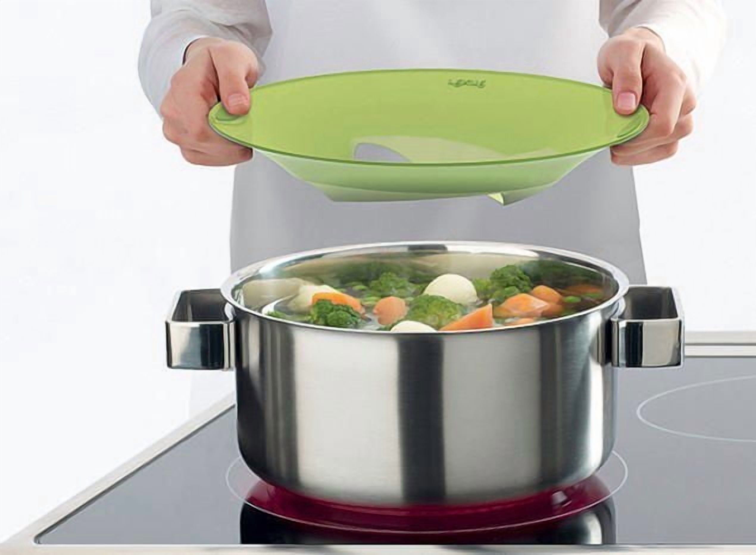 Lekue 22cm Non Spill Green Lid