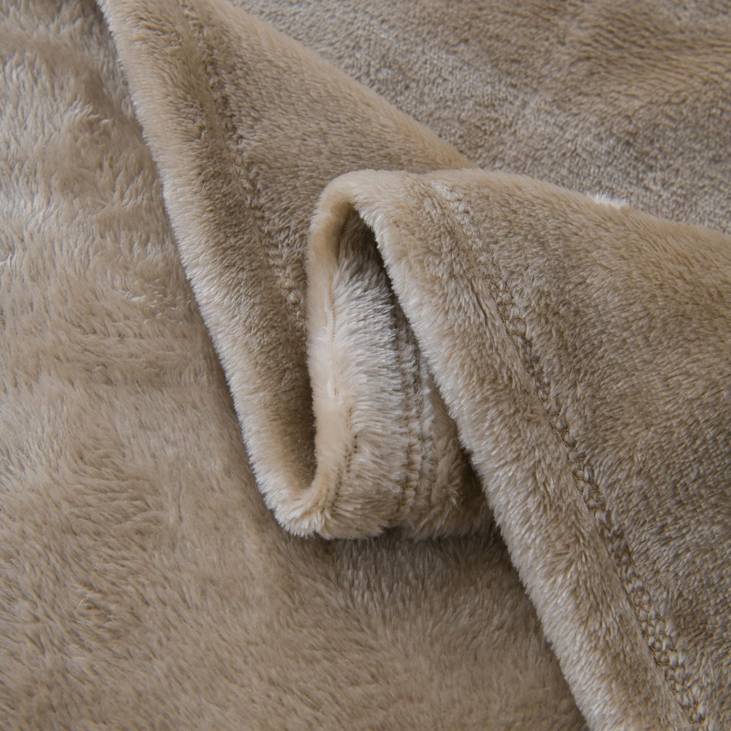 Mainstays Plush Blanket Brown DQ