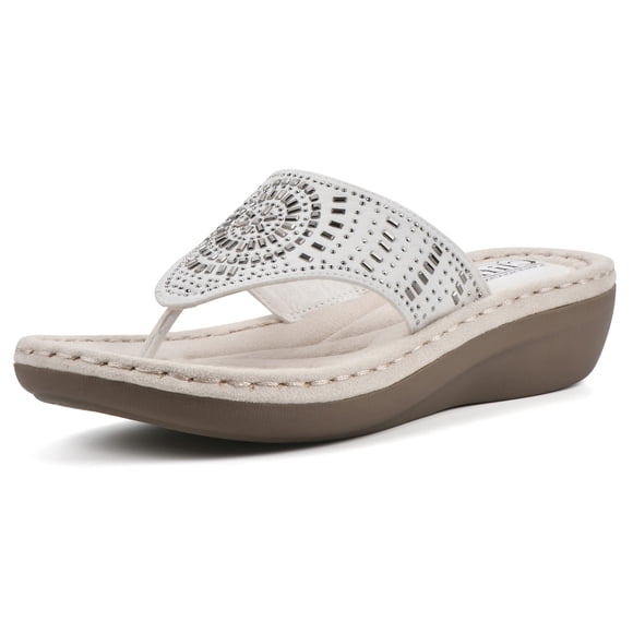 CLIFFS BY WHITE MOUNTAIN Cienna Women's Thong Sandal, White/Fabric, 7.5 M