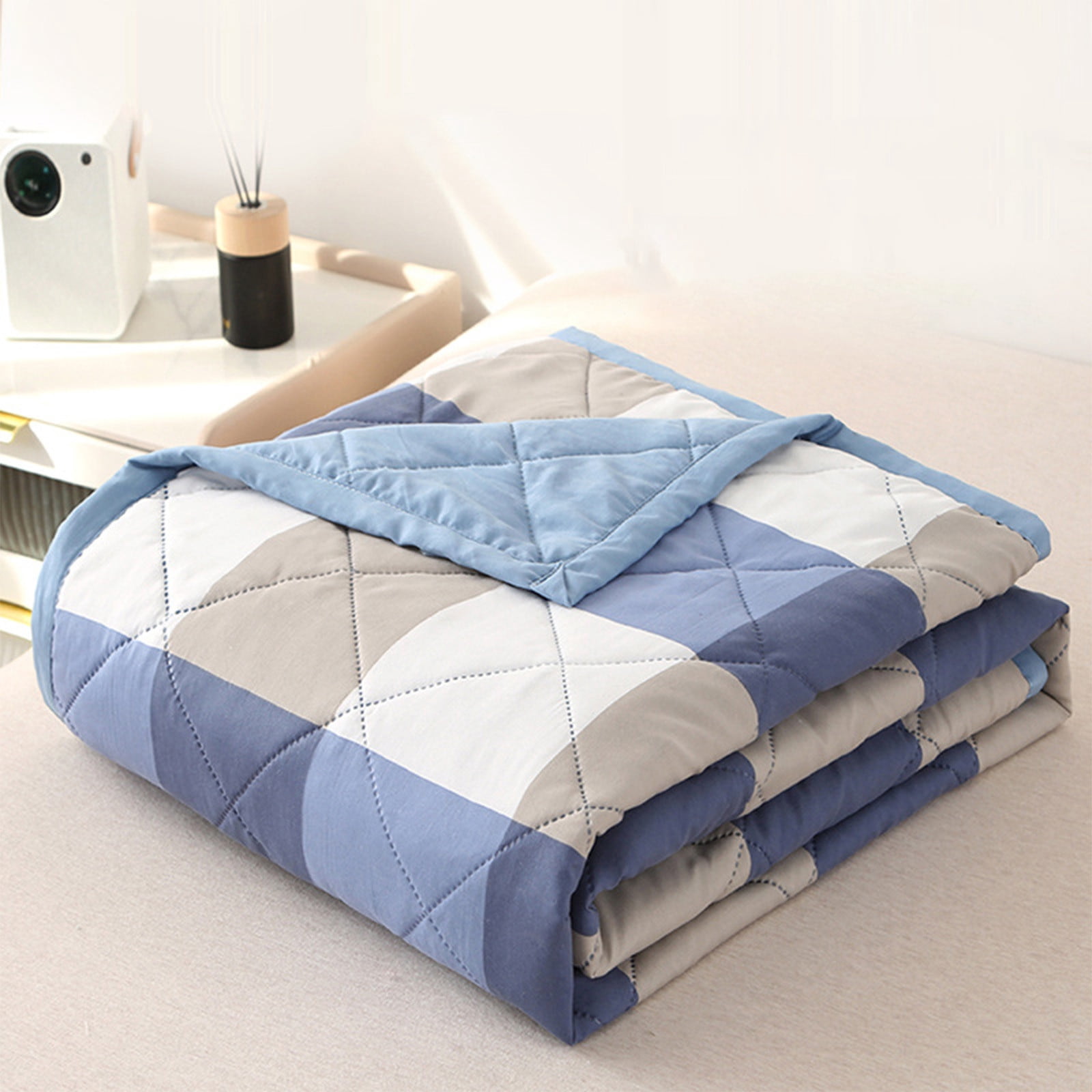 Naked Sleeping-friendly Washed Refrigerated Comforter Summer Thin Comforter, Czzoypi Naked Sleeping-friendly Washed Refrigerated Comforter