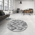 thumbnail image 4 of Ahgly Tapis Rond Lavable en Machine Intérieur Transitionnel Gris Platine, 7 Pieds Rond, 4 of 7