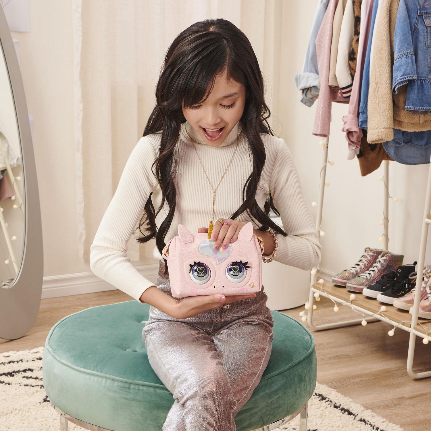 Purse Pets, Glamicorn Unicorn, Sac animal interactif avec plus de 25 effets sonores et réactions, jouets pour les filles à partir de 5 ans