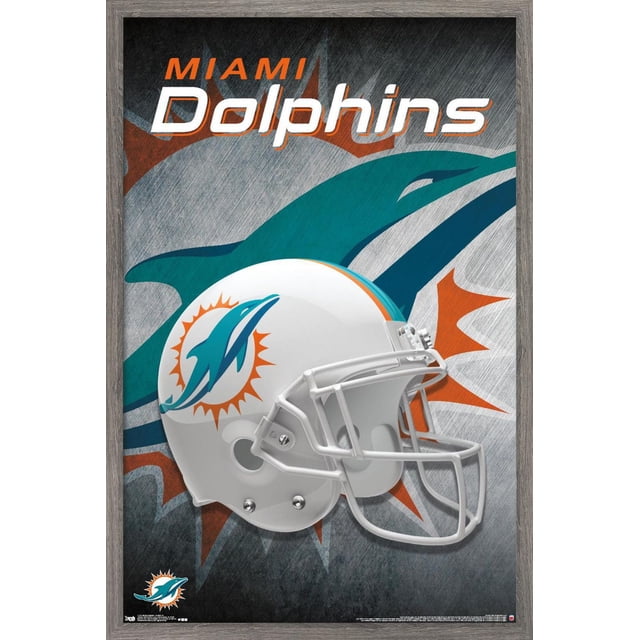 NFL Miami Dolphins - Affiche Murale Casque 18, 14,725 Po x 22,375 Po Encadrée Montrant un Casque de football Blanc avec le logo Miami Dolphins teal dolphin et orange sunburst sur le Côté, sur Fond Texturé avec un Grand Graphique teal dolphin et des accents orange, Convient à la Déco Maison à Thème Sportif et aux Chambres de Fans.