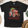 thumbnail image 1 of Chandail Style Ferme « Sleighin' It » / T-Shirt de Noël Country Tracteur Rouge, Noir, Taille 2TG, 1 of 6