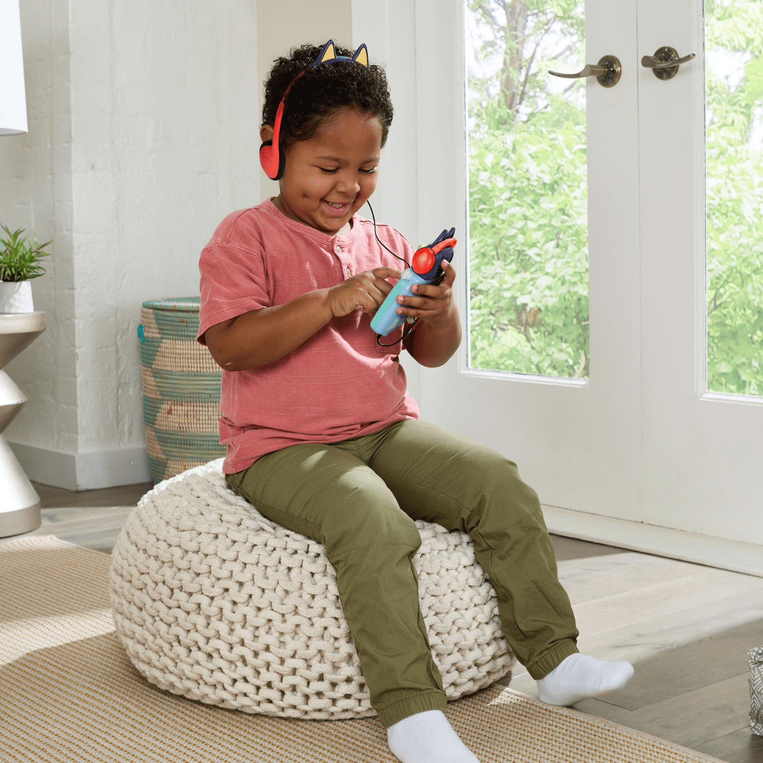 VTech Bluey Mon baladeur musical avec les chansons de la série pour les enfants - Version Anglaise, 3+ Ans