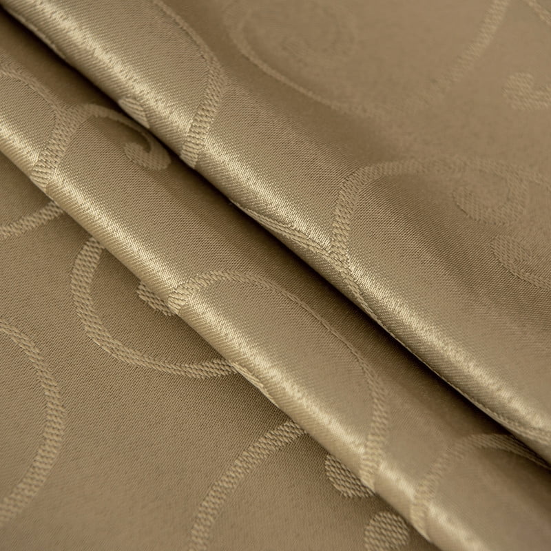 Ensemble de 4 serviettes de table carrées 45,7 x 45,7 cm (18 x 18 pouces), imperméables, épaisses et unies, à motif damassé et volutes, couleur taupe. Résistantes aux liquides et aux taches.