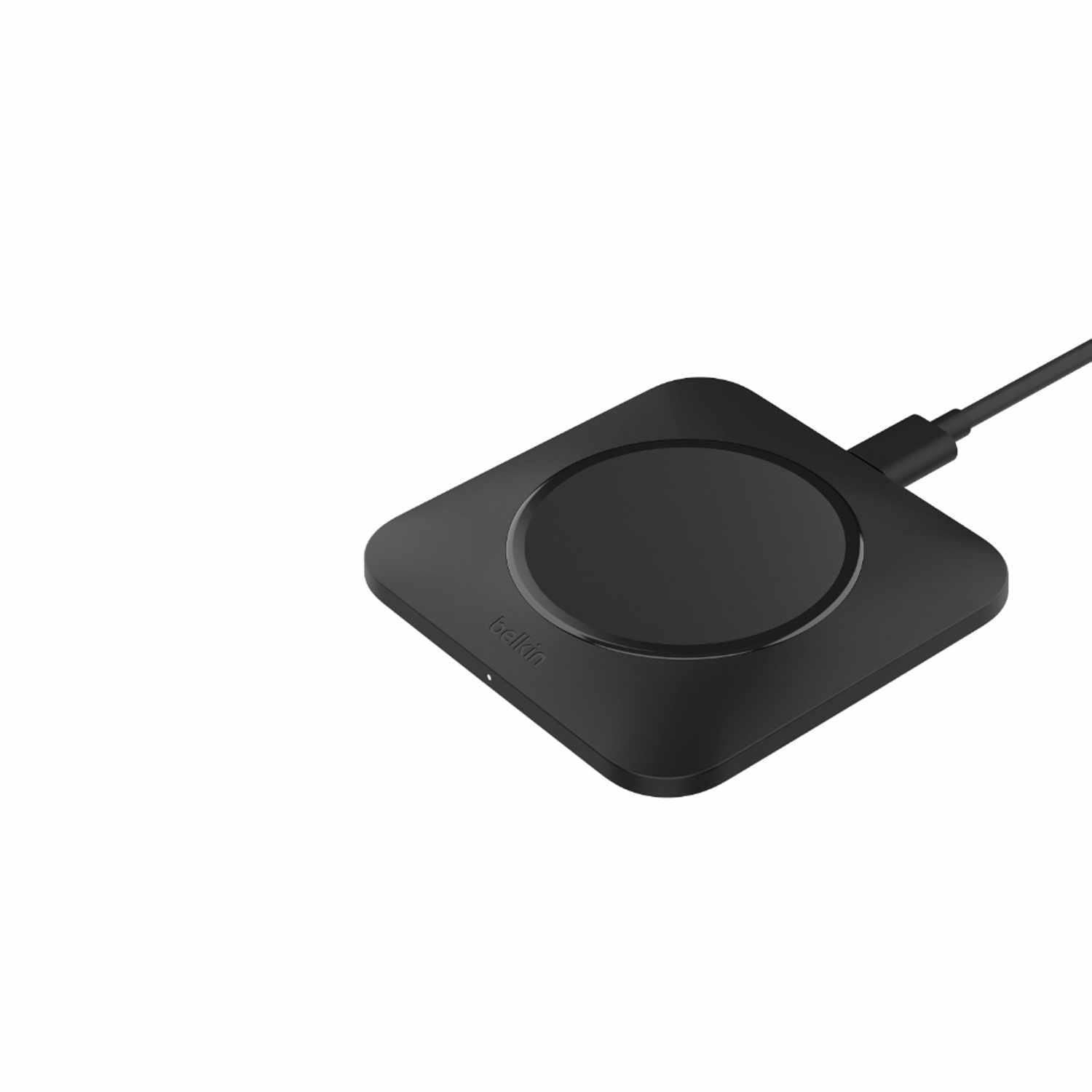 Belkin BoostCharge Pro Tapis de chargement sans fil universel Easy Align 15W Noir