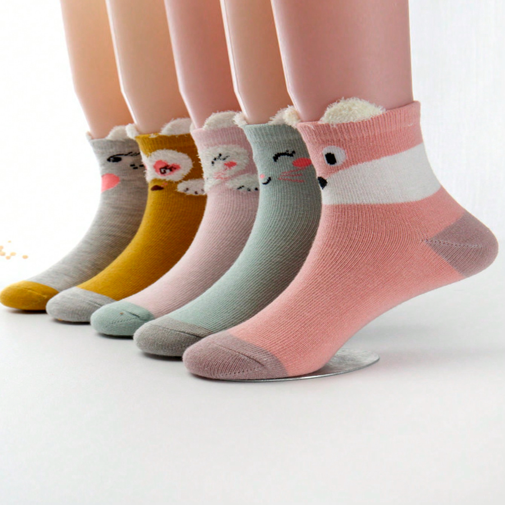 DEELLEEO 5pairs Children‘s Multicolor Cartoon Animal Design Fashionable And Versatile Cute 3d Student Socks