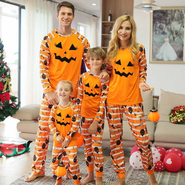 TIMIFIS Pyjamas d'Halloween Assortis pour la Famille Ensembles Assortis 2 Pcs Pyjamas d'Halloween Pyjama à Manches Longues Combinaison de Nuit Toile d'Araignée Fantômes Citrouille Squelette Haut et Pantalon Tenue Vêtements de Maison Ensemble de Pyjamas des Fêtes -