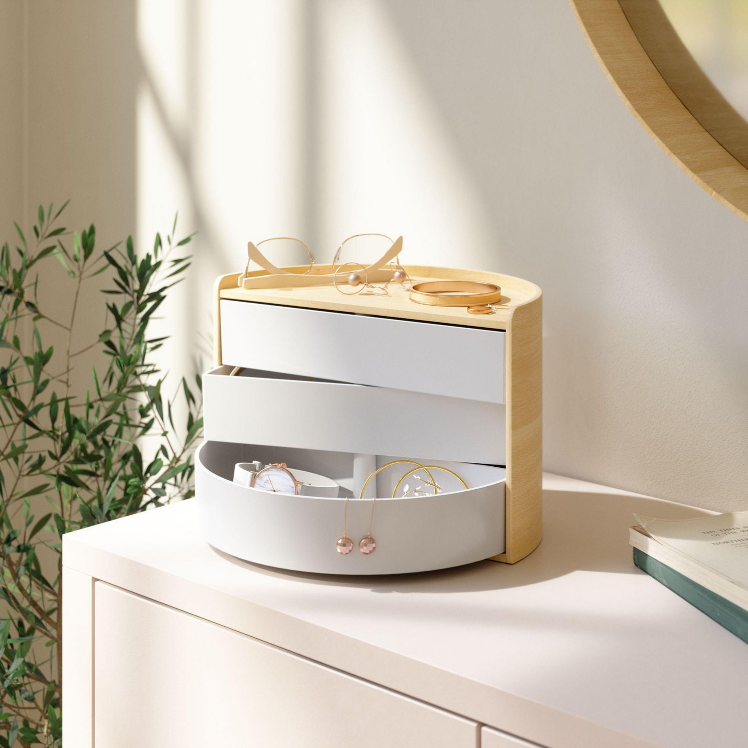 Umbra Moona Jewelry Box