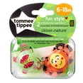 thumbnail image 2 of Tommee Tippee Plus Près de la Nature Sucette Amusante (les Motifs Peuvent Varier), 2 of 7
