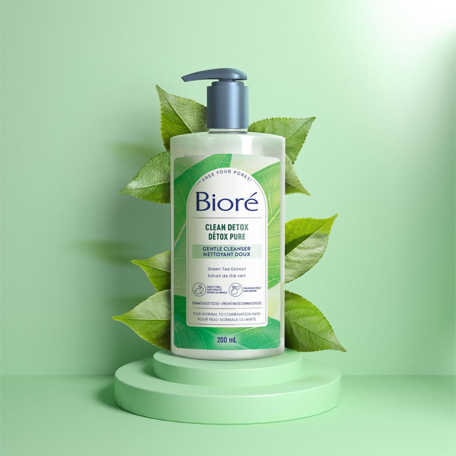 Nettoyant doux pour le visage Détox Pure de Bioré, Pour Peau normale ou Mixte, 200mL
