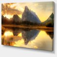 thumbnail image 2 of Lever de Soleil au Lac Vermillon dans le Parc Banff - Impression d'Art sur Toile Paysage, 2 of 3