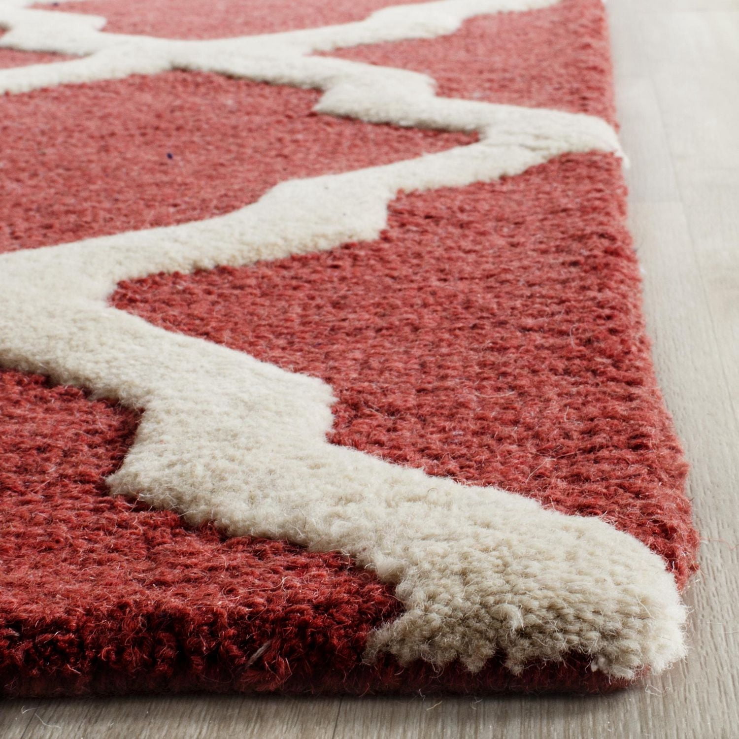 Safavieh Cambridge Liam Geometric Area Rug