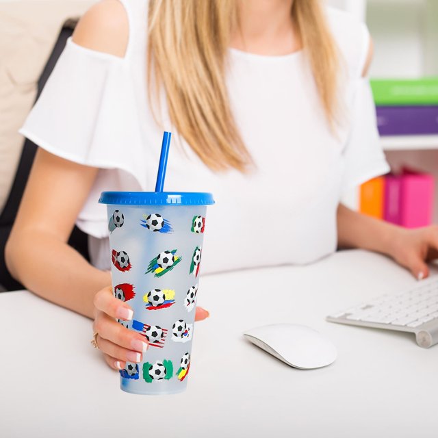 Oleegame 1PC Glass Bottle Creative Water Cup Football Cup PP Plastic Straw Cup Football Plastic Transparent Straw Cup 710ml Cold Change Temperature Sensitive Plastic Cup