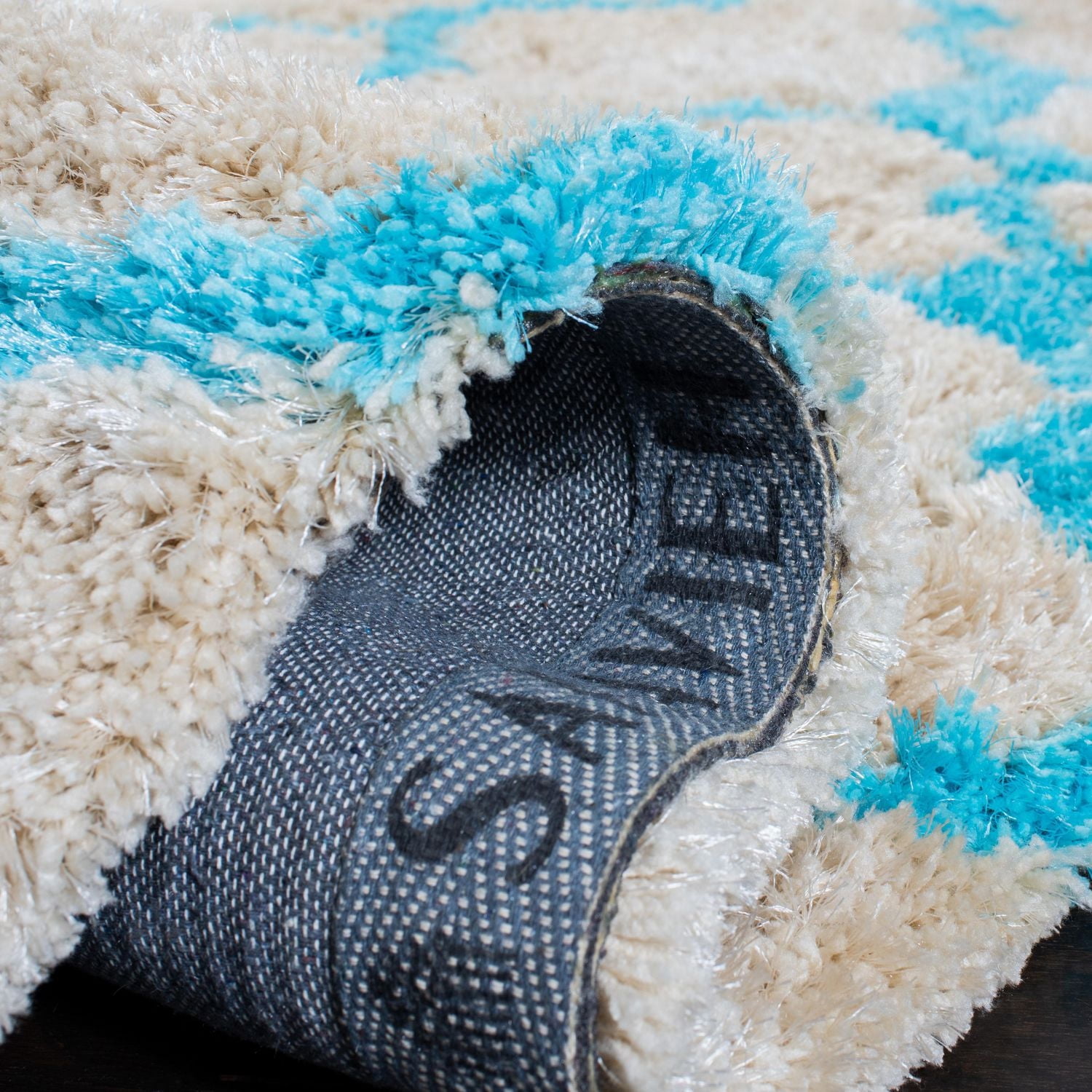 Safavieh Barcelona Anabelle Tapis Peluche Shag Géométrique