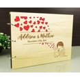 thumbnail image 2 of Couple mariage rustique nom gravé livre d'or personnalisé en bois Scrapbook, 2 of 2