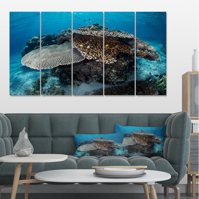 Coraux et Poissons dans le Parc National de Komodo - Impression sur Toile de Bord de Mer
