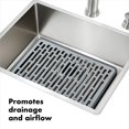 thumbnail image 2 of OXO Tapis d'Évier en Silicone Good Grips - Grand, 2 of 8