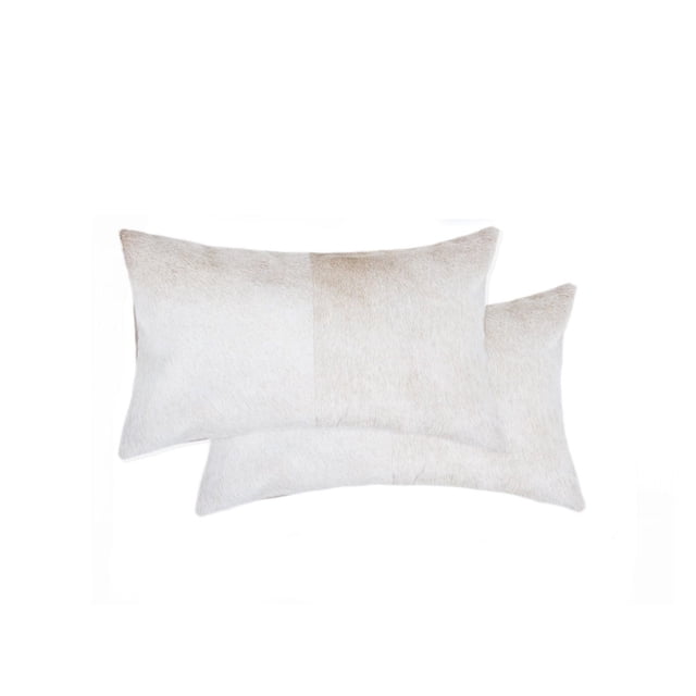 TORINO Cuir de Vache PILLOW 12"X20 Pouces Lot de 2 avec Deux Coussins Rectangulaires en Cuir de Vache Indien 100 % Naturel dans des Teintes beige et Blanc Douces, Cousus à la Main avec Fermetures Éclair Cachées, Parfaits comme Coussins Décoratifs d'Intérieur pour Noël Ajoutant Chaleur et texture au décor des Fêtes.