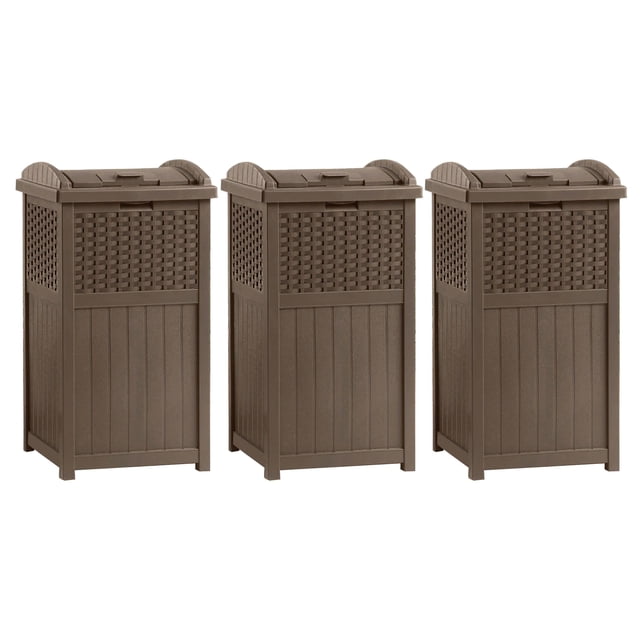 Suncast Cache-Poubelle 33 Gallons en Résine Osier pour l'Extérieur (Lot de 3) avec un design en Résine Élégant de Style Osier Brun. Chaque Unité Comprend un Couvercle à Loquet Articulé et un Panneau Inférieur Plein pour Prévenir les Déversements et Empêcher les Animaux d'Entrer. Idéal pour les patios, Terrasses et Zones au Bord de la Piscine, Ces Bacs à Ordures Conviennent aux Doublures de Poubelle standard de 30 à 33 Gallons. Dimensions : 17 x 17 x 32 Pouces pour l'Extérieur, 13 x 13