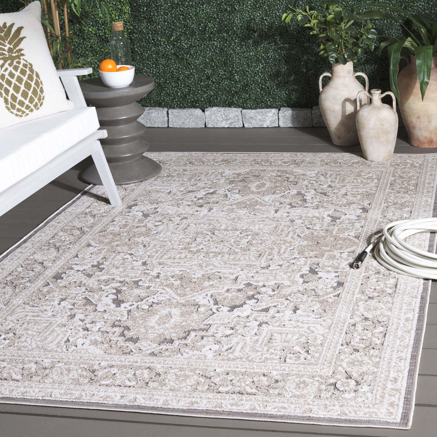 SAFAVIEH Cabana Joshua Medallion Indoor/Outdoor Area Rug