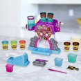 thumbnail image 3 of Play-Doh Kitchen Creations, La chocolaterie, avec 5 pots de pâte, 3 of 9