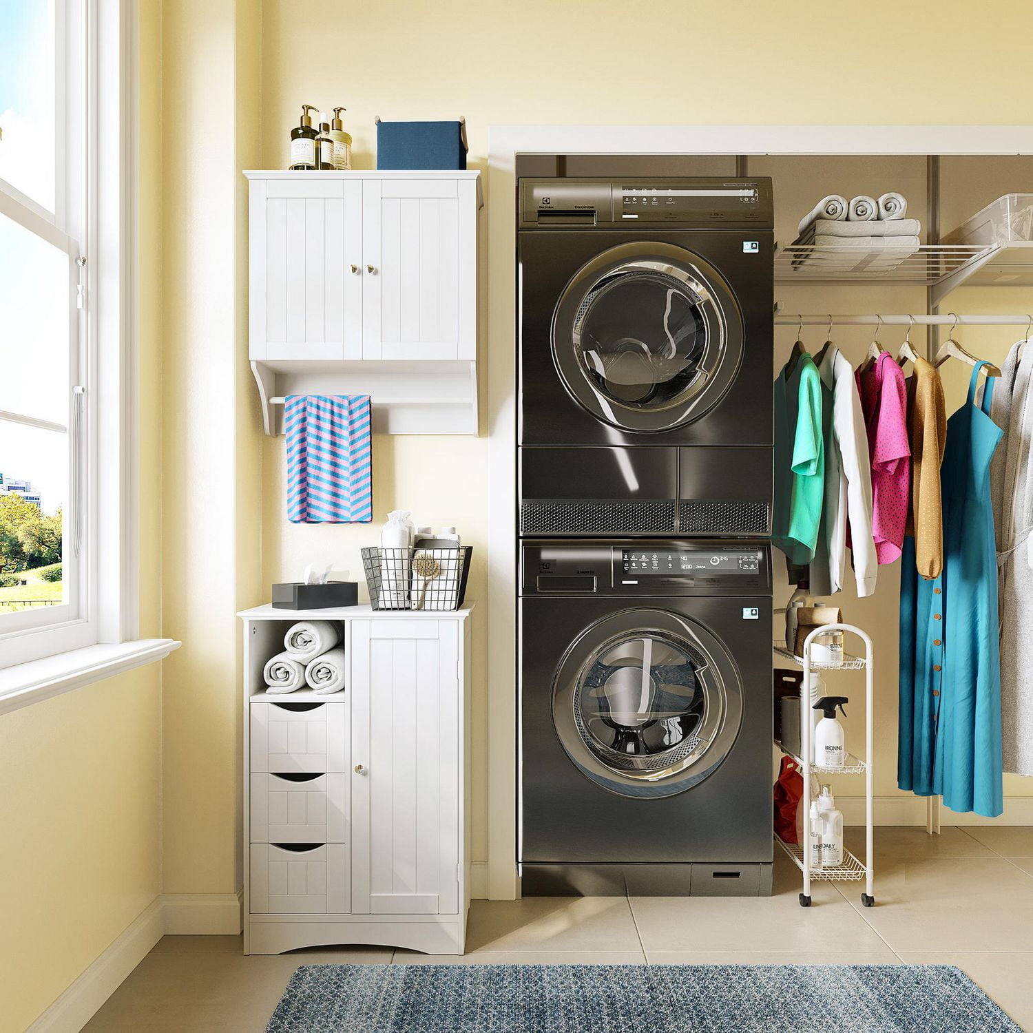 Ashland Collection Maison RiverRidge® Armoire à linge, 22,05 po. (larg) x 32,13 po. (haut) x 13,39 po. (prof), blanc