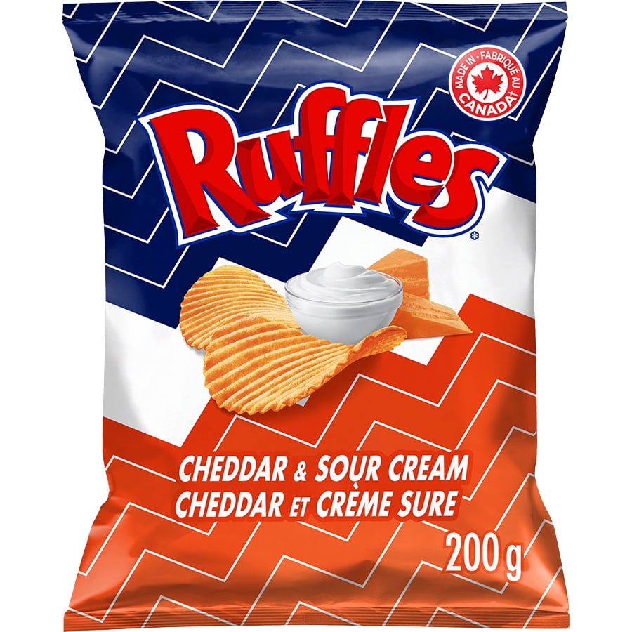 Ruffles Cheddar & Sour Cream flavoured Potato Chips