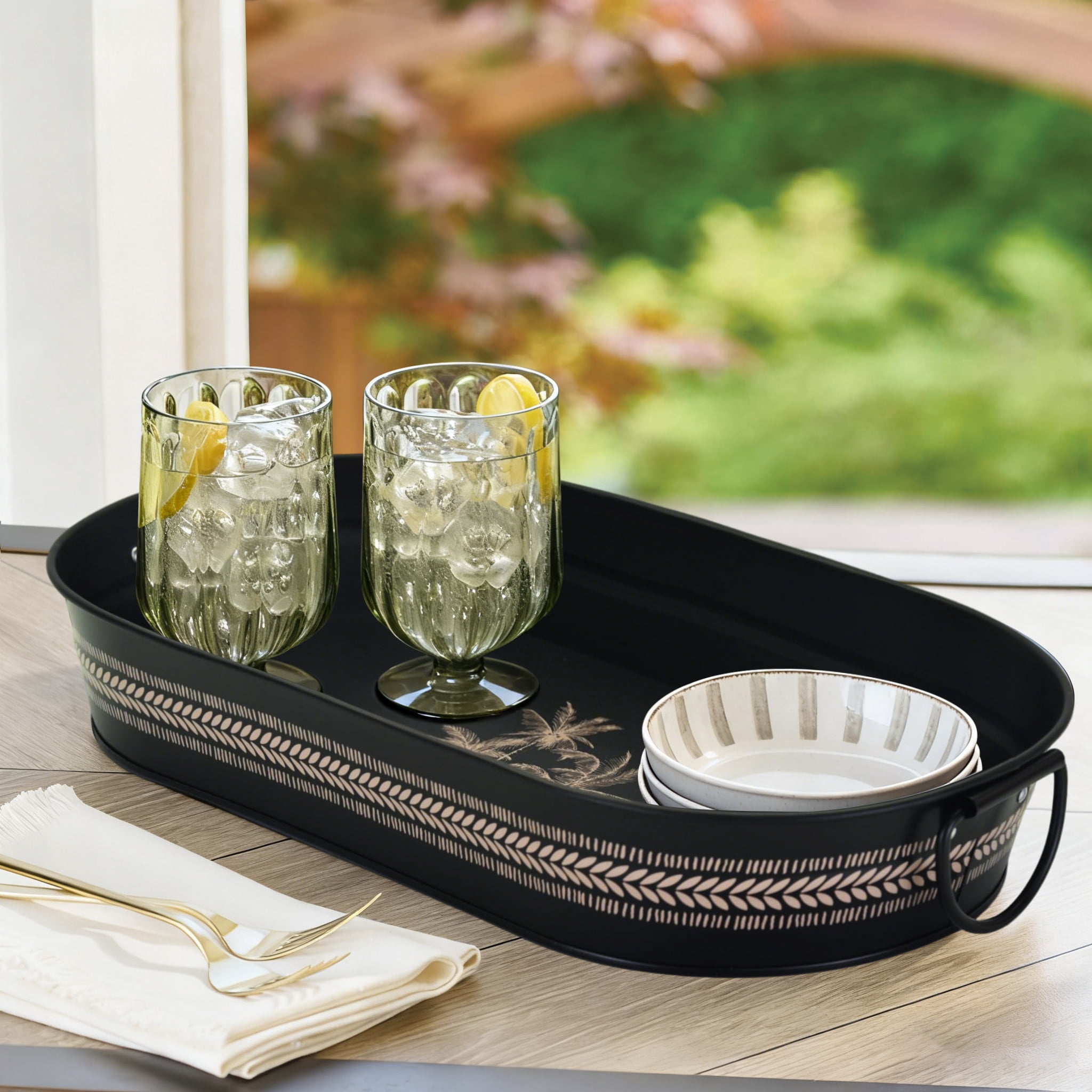 Plateau ovale noir Hometrends à motif de palmier,19.88 po x 10.63 po