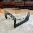 thumbnail image 3 of Table basse en bois de la Collection Heavenly, 3 of 9