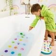 thumbnail image 2 of Munchkin Dandy Dots Tapis de bain antidérapant, comprend des ventouses antidérapantes, multicolore, 2 of 5