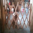 thumbnail image 1 of Barrière pour Animaux Porte Coulissante pour Chien Barrière pour Animaux Rétractable Réglable Porte Coulissante pour Chien Bois Intérieur Barrière pour Chien Entrée Escaliers Clôture pour Chiot, 1 of 8