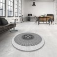 thumbnail image 4 of Ahgly Tapis Rond Lavable en Machine Intérieur Transitionnel Gris Platine, 3 Pieds Rond, 4 of 7
