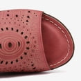 thumbnail image 4 of DPTALR Women's Flat Sole Beach Sandals Summer Non-Slip Causal Slippers, 4 of 4