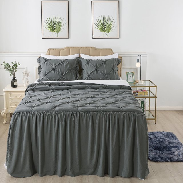 JML Full Ruffle Skirt Bedspread Set 4 Piece, Pintuck Coverlet with Shams and Area Rugs