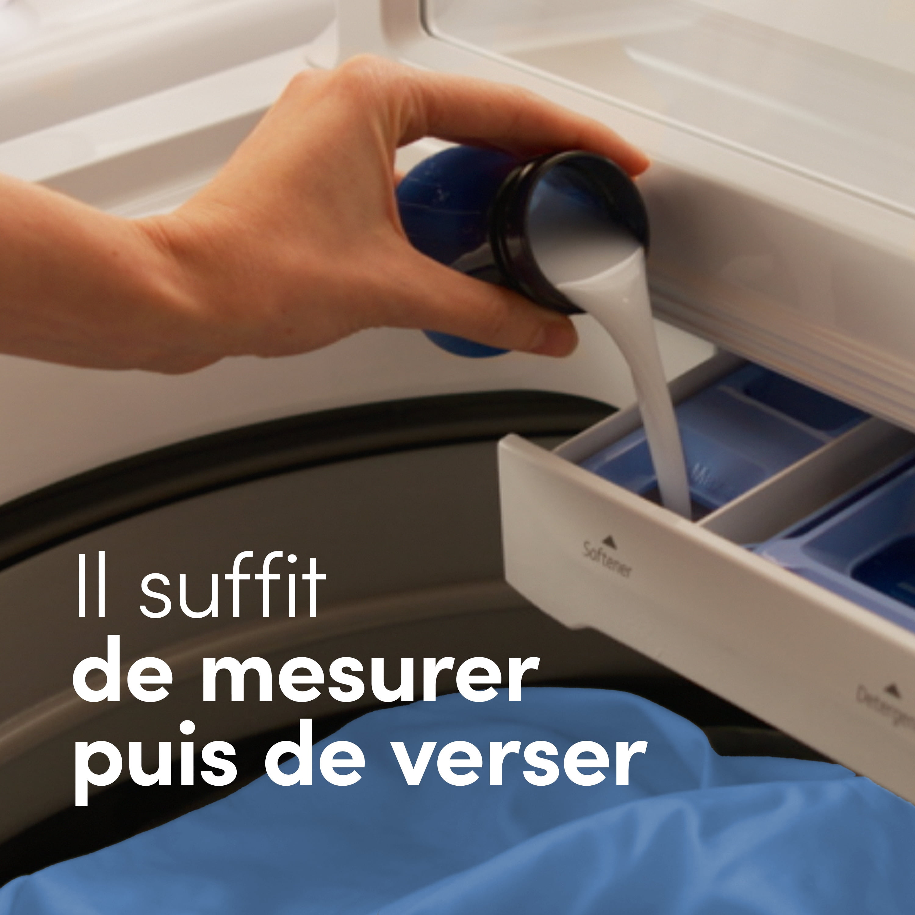 Assouplissant textile liquide Downy Doux et Frais, parfum Brume océanique, assouplissant textile liquide conçu pour être doux pour la peau, 138 brassées, 2,76 L