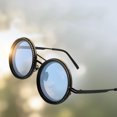 thumbnail image 4 of Hearth & Gear Lunettes de Soleil Rondes Polarisées à Teinte Réglable sous-Poids avec ND9 Lunettes de Soleil Réglables en Continu Femme Homme 1 à 9 Vitesses Lunettes de Plage Lunettes avec Lentille Ajustable Lunettes Incassables, 4 of 7