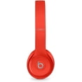 thumbnail image 3 of Casque Supra-Auriculaire Sans Fil Beats Solo3 Remis à Neuf - Puce W1, Bluetooth Classe 1, 40 Heures d'Écoute, Microphone et Commandes Intégrés - (Rouge), 3 of 9