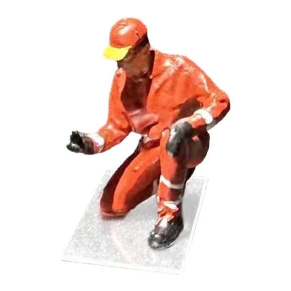 HILABEE 1/64 Miniature Model Gas Station Accessories Desktop Ornament Layout Scenery Squat Gas attendant