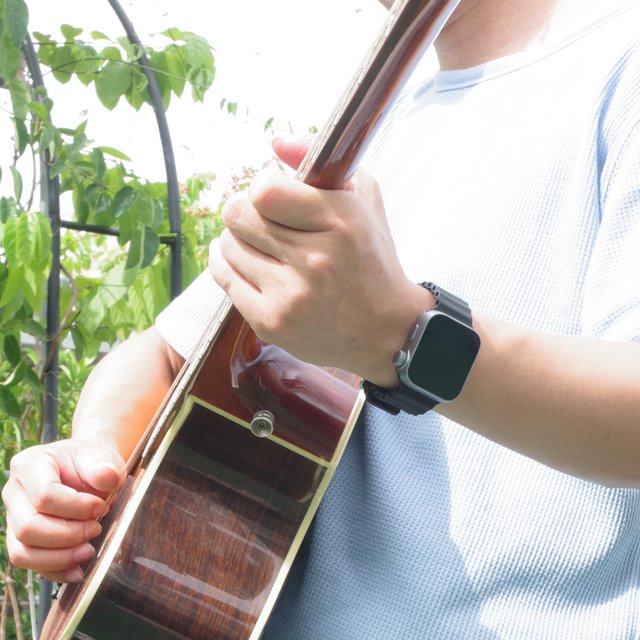 Yhmxh Smart Watch Gifts for Women Men Electronics Accessories Watch Band Watch Wearable Vibrating Wrist Watch For Exercise Running Music Practice Music Instruments Metronome Watch