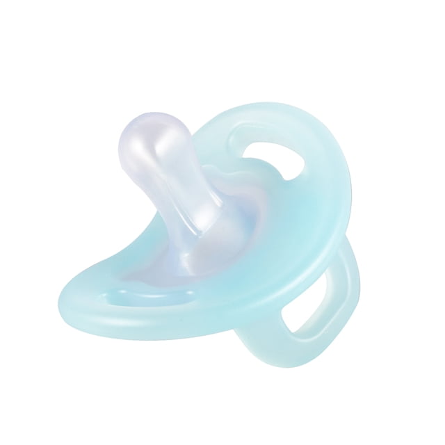 Pigeon - Suce en Silicone Soft Buddy - S (Bleu Pâle). une Suce Monobloc Sans Joint Fabriquée en Silicone de Qualité Alimentaire 100 %, Sans BPA, avec une Courbe de Mamelon Semblable au Sein pour un Développement Buccal Ergonomique. Comprend un Écran Ventilé avec des Trous d'Aération pour Prévenir les Irritations Cutanées. Conçue pour les Nourrissons de 0 à 3 Mois.