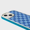 thumbnail image 4 of Caseco Étui à Motif Damier Bleu MagSafe pour iPhone 14, 4 of 5
