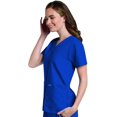 thumbnail image 1 of Landau Essentials Haut d'Uniforme à Boutons-Pression pour Femmes : Coupe Classique et Décontractée, Col en V, 4 Poches 8232, 1 of 6