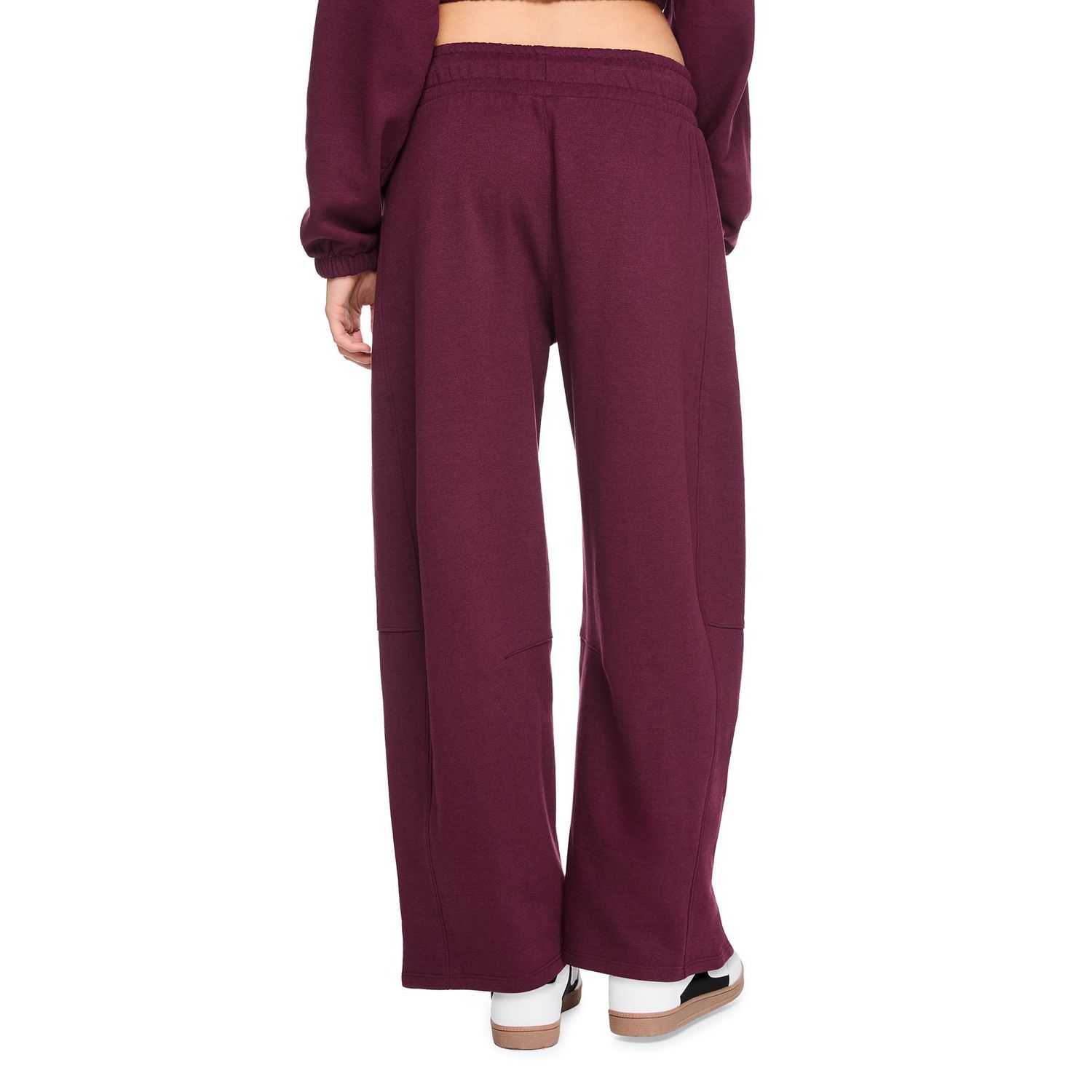 No Boundaries Women's Barrel Leg Sweatpant