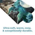 thumbnail image 4 of Dawhud Direct III Trois Wolf Lune 75 Pouces"x90 Pouces" Couverture en Molleton, 4 of 5