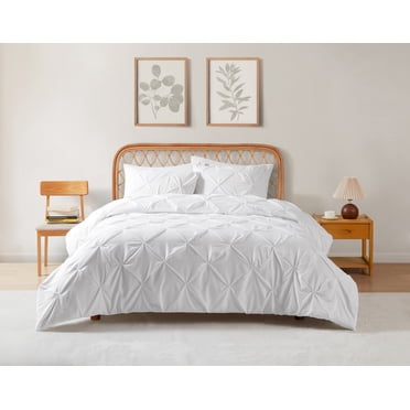 Home Trends 2-3 Piece White Pintuck Duvet Cover Set